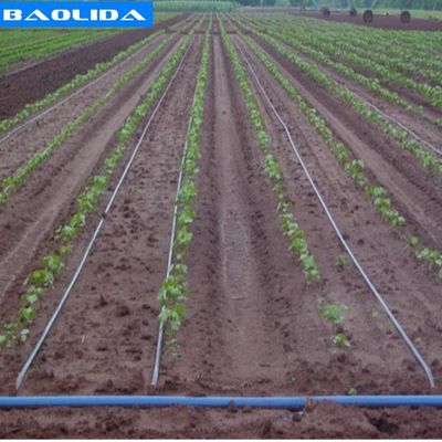 Φυτεύει την αυξανόμενη άρδευση σταλαγματιάς 1mm σύστημα άρδευσης θερμοκηπίων PVC για το αγρόκτημα